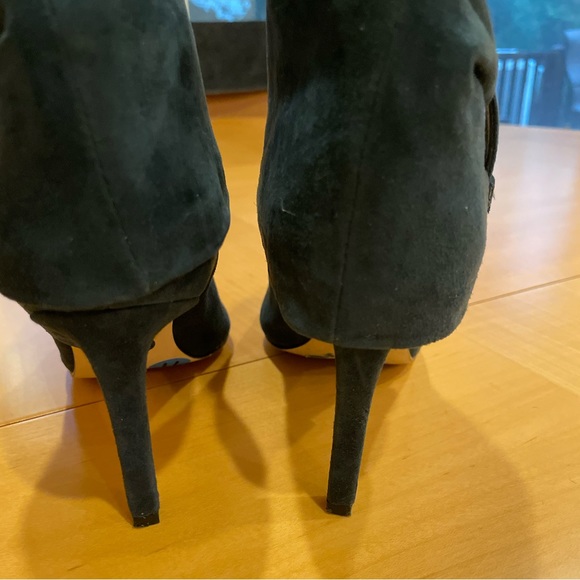 Calvin Klein suede boots, woman Size 6 - Picture 3 of 3